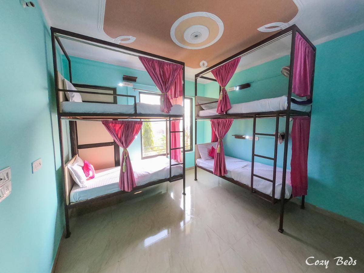 Hostel Cozy Beds Rishīkesh Eksteriør billede